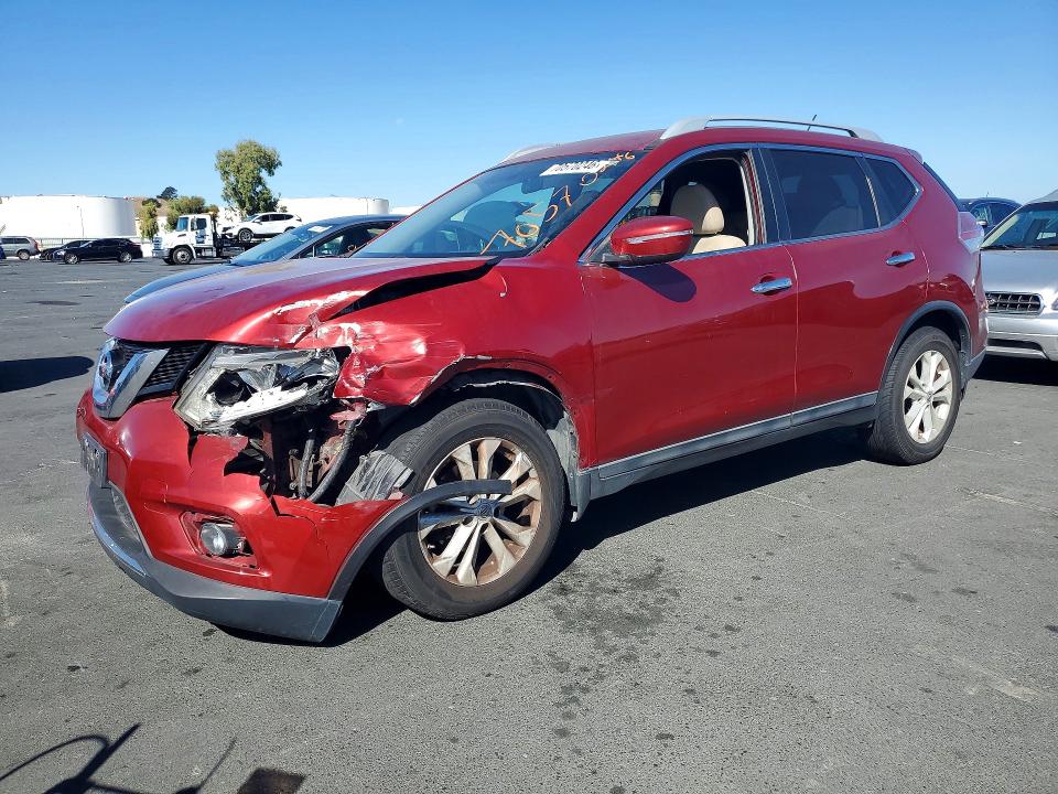 70570246 :رقم المزاد ، 5N1AT2MT1FC900727 vin ، 2015 Nissan Rogue مزاد بيع
