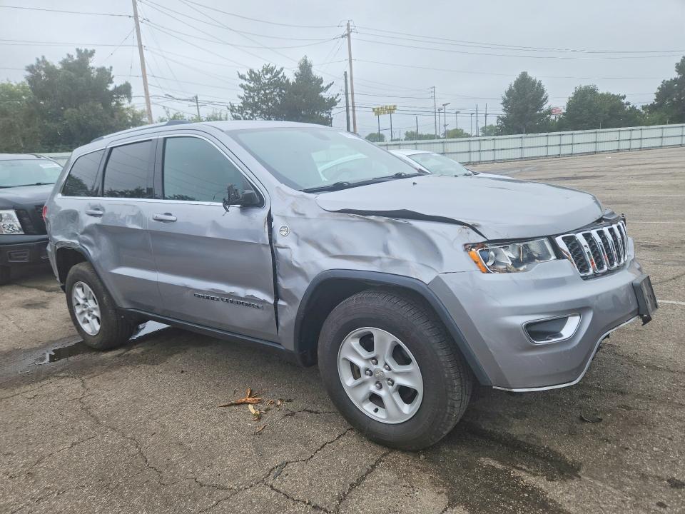 Продаж на аукціоні авто 2017 Jeep Grand Cherokee, vin: 1C4RJFAGXHC812158, номер лоту: 69737596