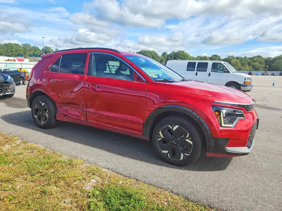 69707146 :رقم المزاد ، KNDCR3L18R5122078 vin ، 2024 Kia Niro مزاد بيع