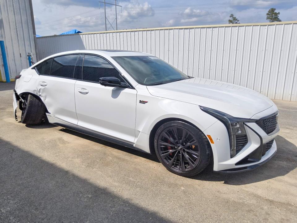 69882666 :رقم المزاد ، 1G6D35R69T0810246 vin ، 2026 Cadillac Ct5-v مزاد بيع