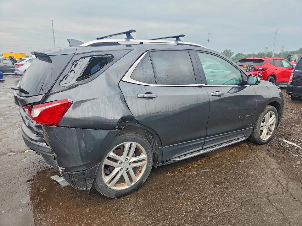 2018 Chevrolet Equinox მანქანა იყიდება აუქციონზე, vin: 2GNAXWEX4J6317983, აუქციონის ნომერი: 69103766