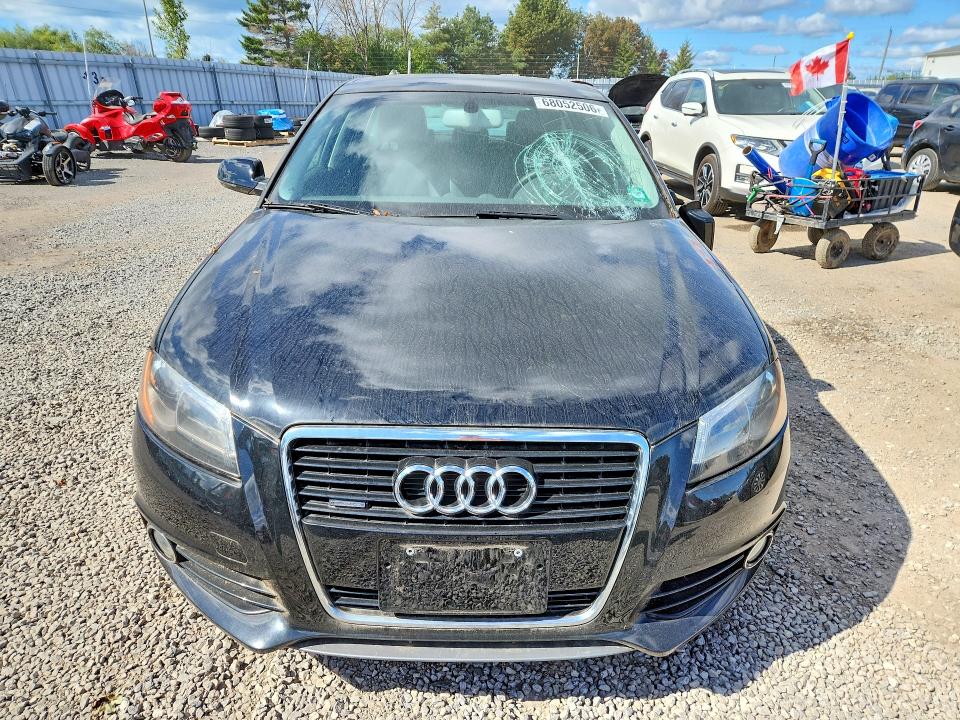 Продажа на аукционе авто 2011 Audi A3, vin: WAUMFCFM2BA099183, номер лота: 68052506