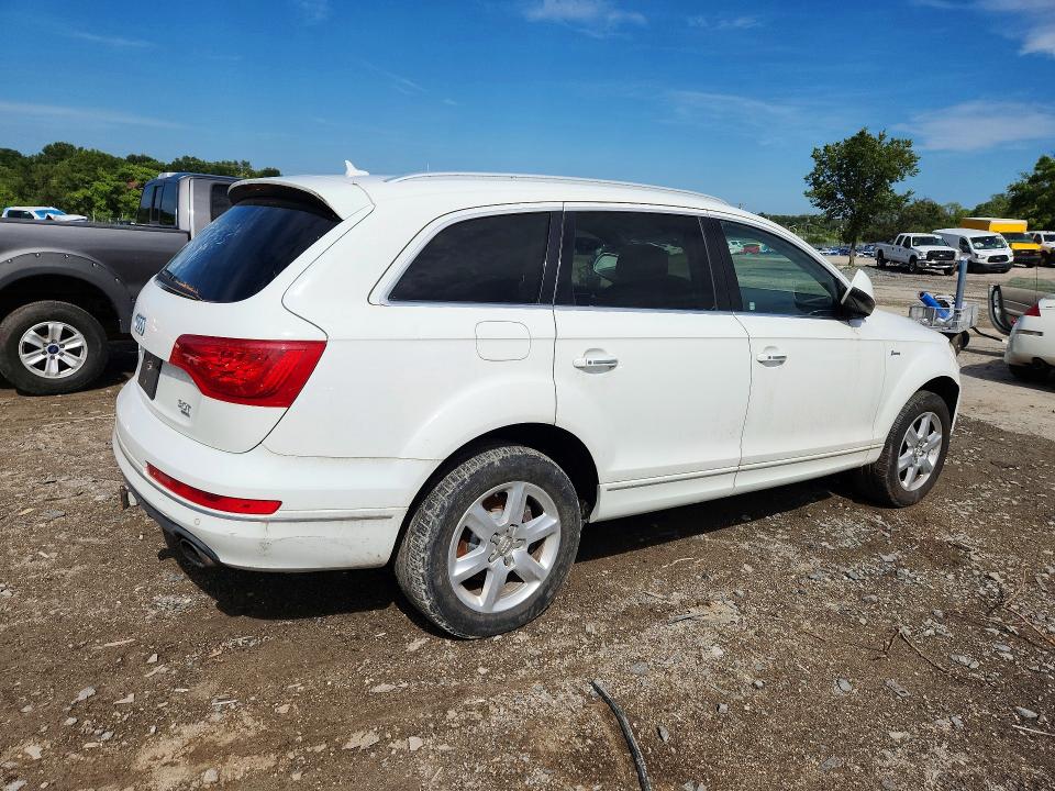 Продаж на аукціоні авто 2015 Audi Q7, vin: WA1LGAFE7FD025376, номер лоту: 67641036