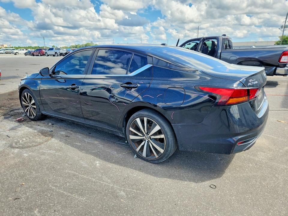 69434976 :رقم المزاد ، 1N4BL4CV8KN320564 vin ، 2019 Nissan Altima مزاد بيع