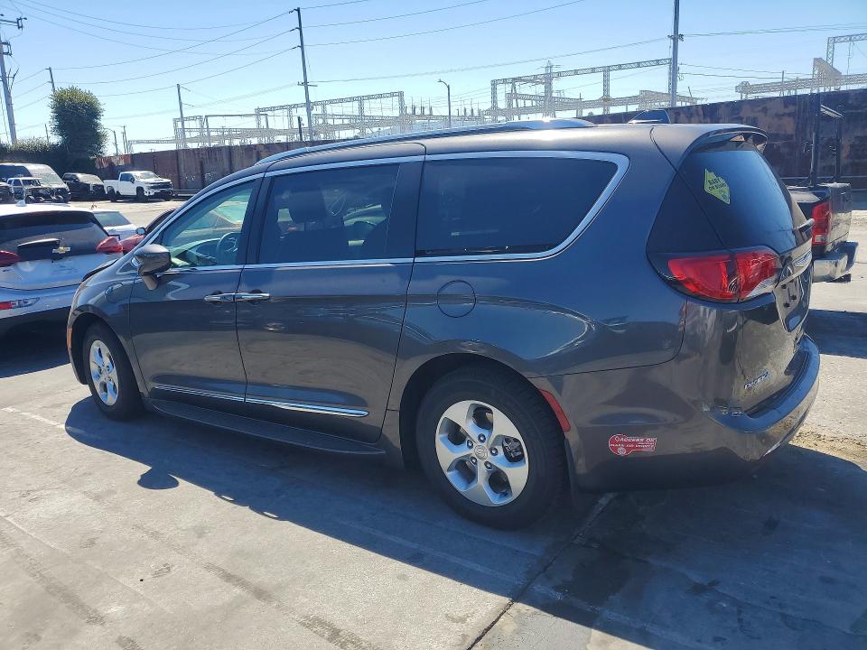 Aukcja sprzedaży 2018 Chrysler Pacifica, vin: 2C4RC1L77JR124853, numer aukcji: 67700786