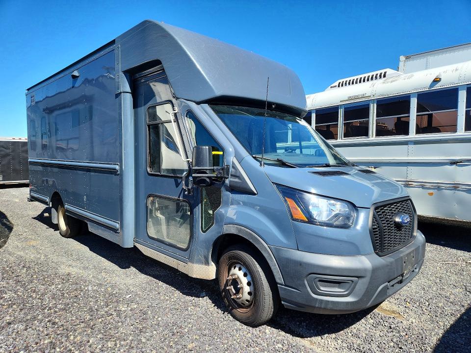 68704886 :رقم المزاد ، 1FDDF6P88MKA92799 vin ، 2021 Ford Transit مزاد بيع