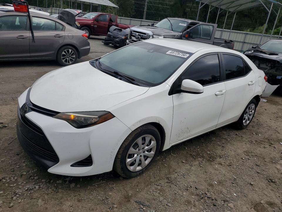 Продажа на аукционе авто 2017 Toyota Corolla, vin: 5YFBURHE5HP585225, номер лота: 69726756