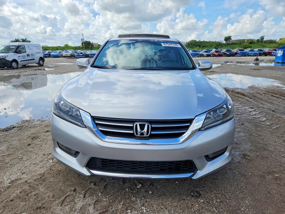 2014 Honda Accord მანქანა იყიდება აუქციონზე, vin: 1HGCR2F84EA157822, აუქციონის ნომერი: 67544746