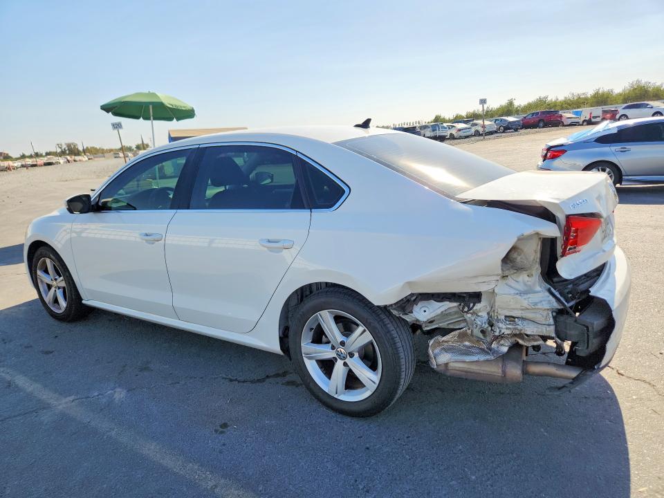 2015 Volkswagen Passat მანქანა იყიდება აუქციონზე, vin: 1VWAT7A38FC100252, აუქციონის ნომერი: 69459566