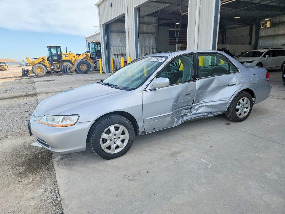 Продажа на аукционе авто 2002 Honda Accord, vin: 1HGCG668X2A171748, номер лота: 68333456