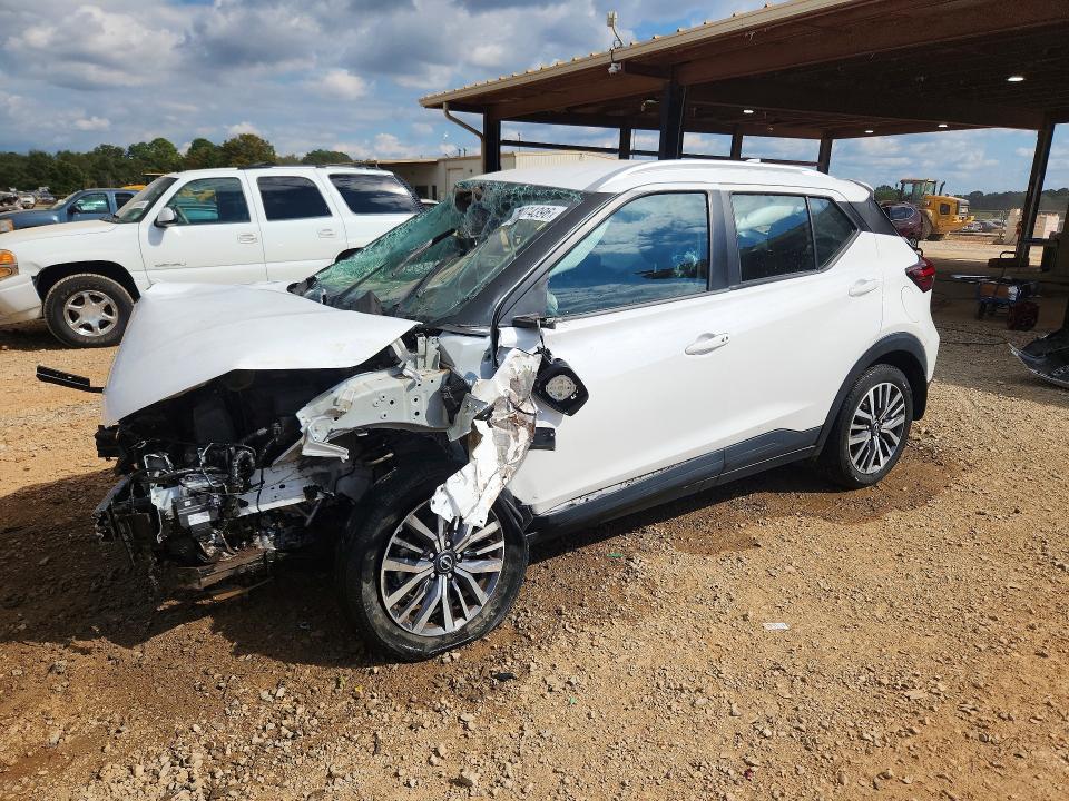 Продажа на аукционе авто 2023 Nissan Kicks, vin: 3N1CP5CV3PL536129, номер лота: 70074396