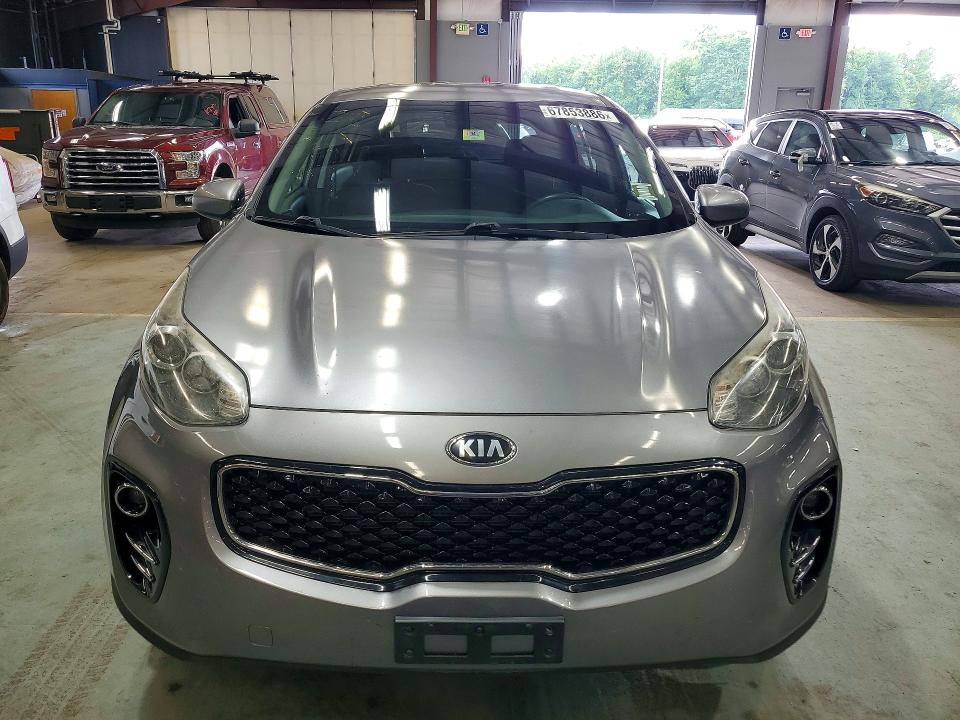 67853886 :رقم المزاد ، KNDPMCAC3H7221219 vin ، 2017 Kia Sportage مزاد بيع