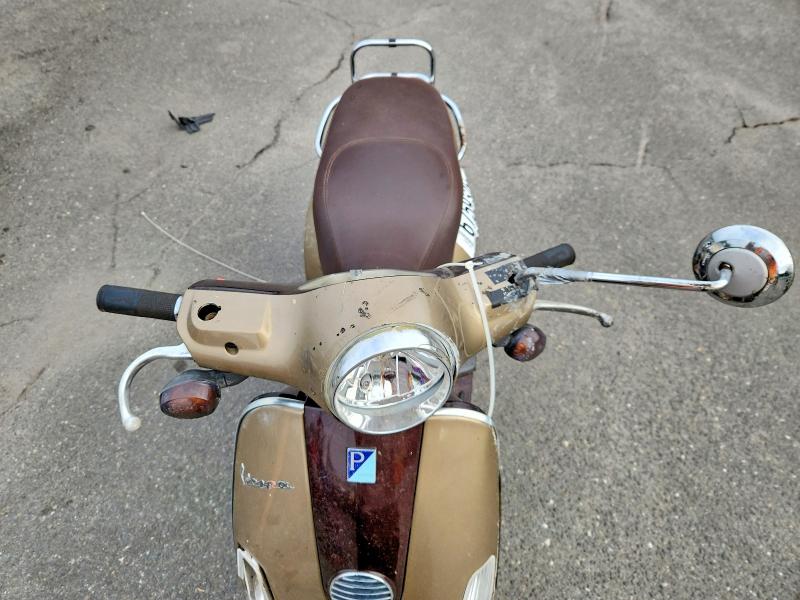 67593256 :رقم المزاد ، ZAPM688F4B5000787 vin ، 2011 Vespa Lx مزاد بيع