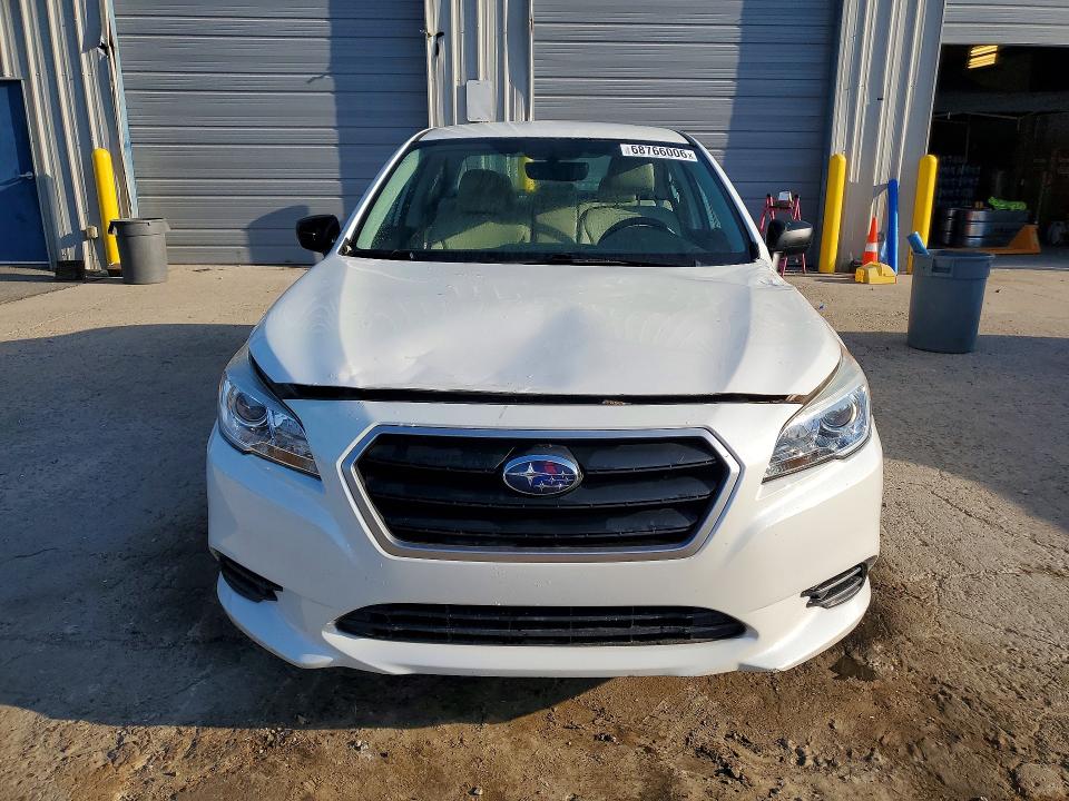 2017 Subaru Legacy მანქანა იყიდება აუქციონზე, vin: 4S3BNAA68H3004214, აუქციონის ნომერი: 68766006