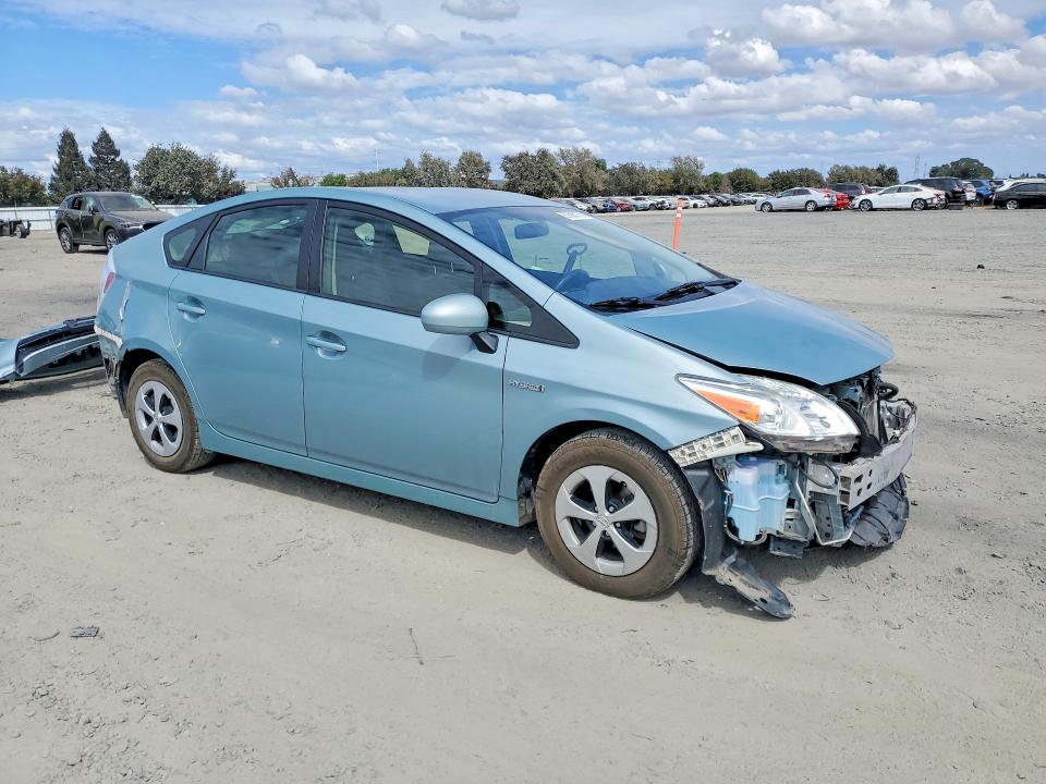 67685176 :رقم المزاد ، JTDKN3DU1F1921977 vin ، 2015 Toyota Prius مزاد بيع