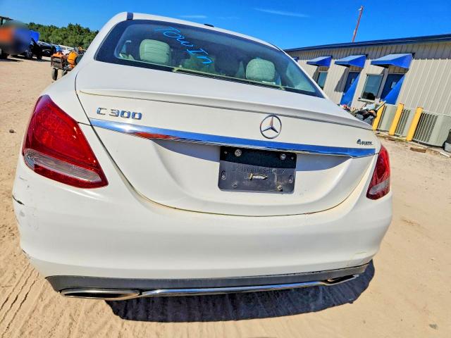 2016 Mercedes-benz C მანქანა იყიდება აუქციონზე, vin: 55SWF4KB0GU169315, აუქციონის ნომერი: 70974846