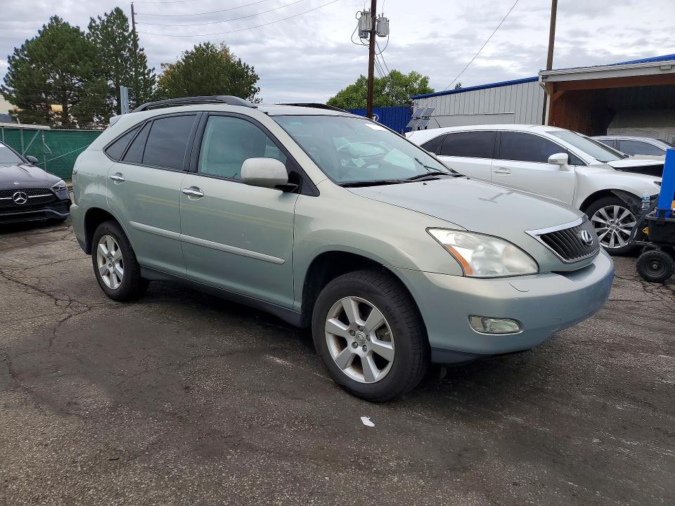 70334276 :رقم المزاد ، 2T2HK31U38C076972 vin ، 2008 Lexus Rx مزاد بيع