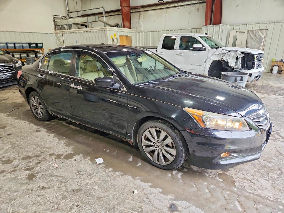 2011 Honda Accord მანქანა იყიდება აუქციონზე, vin: 1HGCP3F81BA021221, აუქციონის ნომერი: 70367746