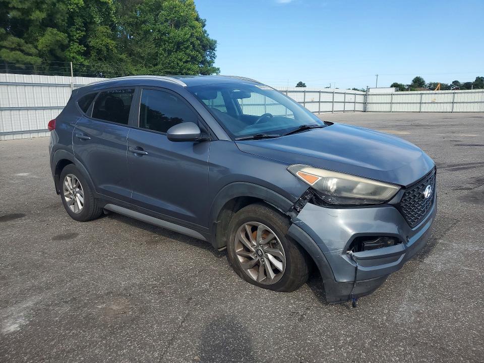 2017 Hyundai Tucson მანქანა იყიდება აუქციონზე, vin: KM8J33A49HU327740, აუქციონის ნომერი: 68590716
