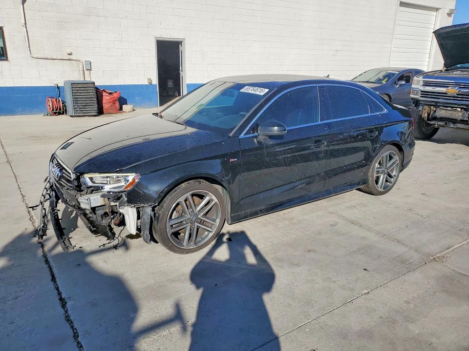 Aukcja sprzedaży 2017 Audi A3, vin: WAUJ8GFF5H1007997, numer aukcji: 66764616