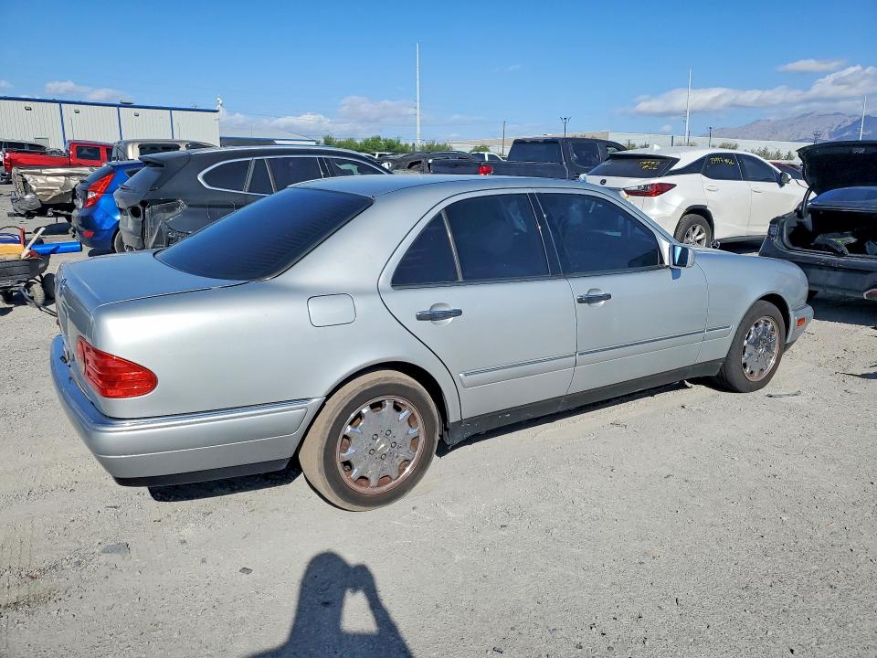 Продаж на аукціоні авто 1999 Mercedes-benz E, vin: WDBJF65H8XA773127, номер лоту: 69070756