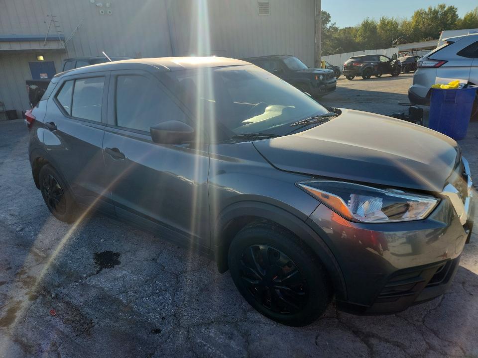 2020 Nissan Kicks მანქანა იყიდება აუქციონზე, vin: 3N1CP5BV5LL573226, აუქციონის ნომერი: 70724886