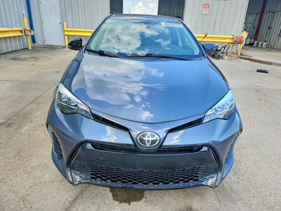 Продаж на аукціоні авто 2017 Toyota Corolla, vin: 5YFBURHE8HP710606, номер лоту: 68656336