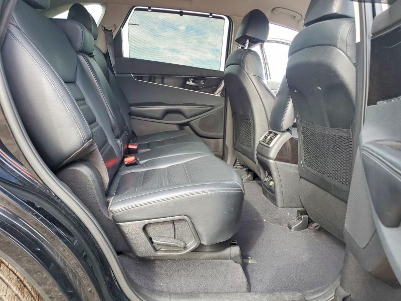 Продажа на аукционе авто 2018 Kia Sorento, vin: 5XYPHDA50JG365640, номер лота: 69914026