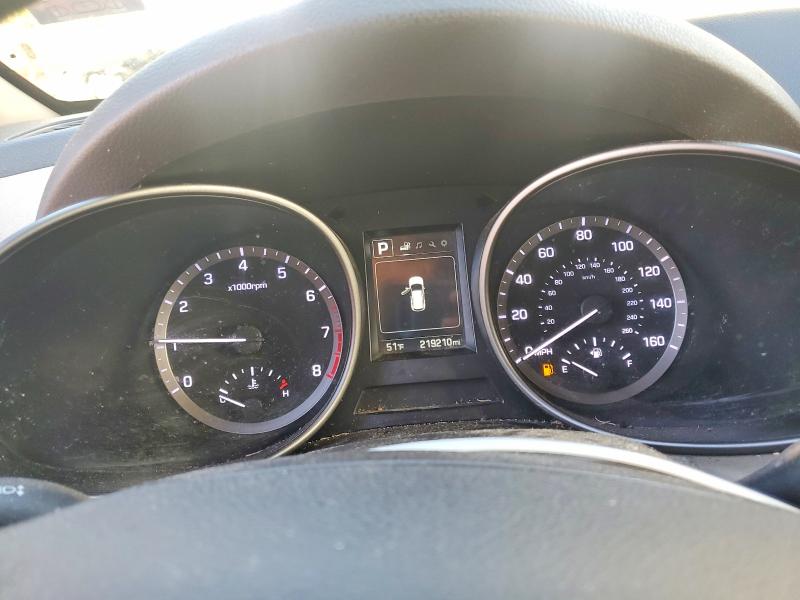 2017 Hyundai Santa Fe მანქანა იყიდება აუქციონზე, vin: KM8SMDHF1HU203167, აუქციონის ნომერი: 67216126