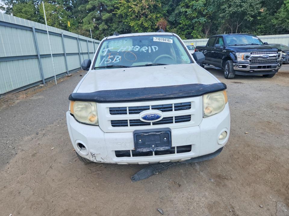 2009 Ford Escape მანქანა იყიდება აუქციონზე, vin: 1FMCU49369KD10348, აუქციონის ნომერი: 71019416