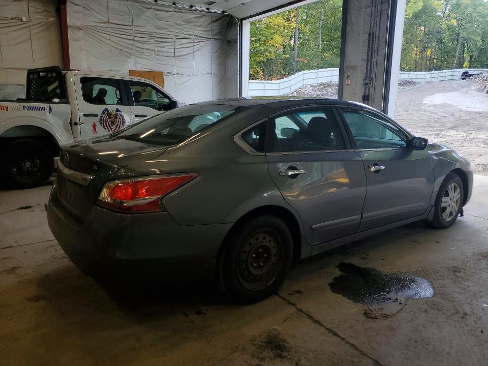 Продажа на аукционе авто 2015 Nissan Altima, vin: 1N4AL3AP9FN380479, номер лота: 71043736