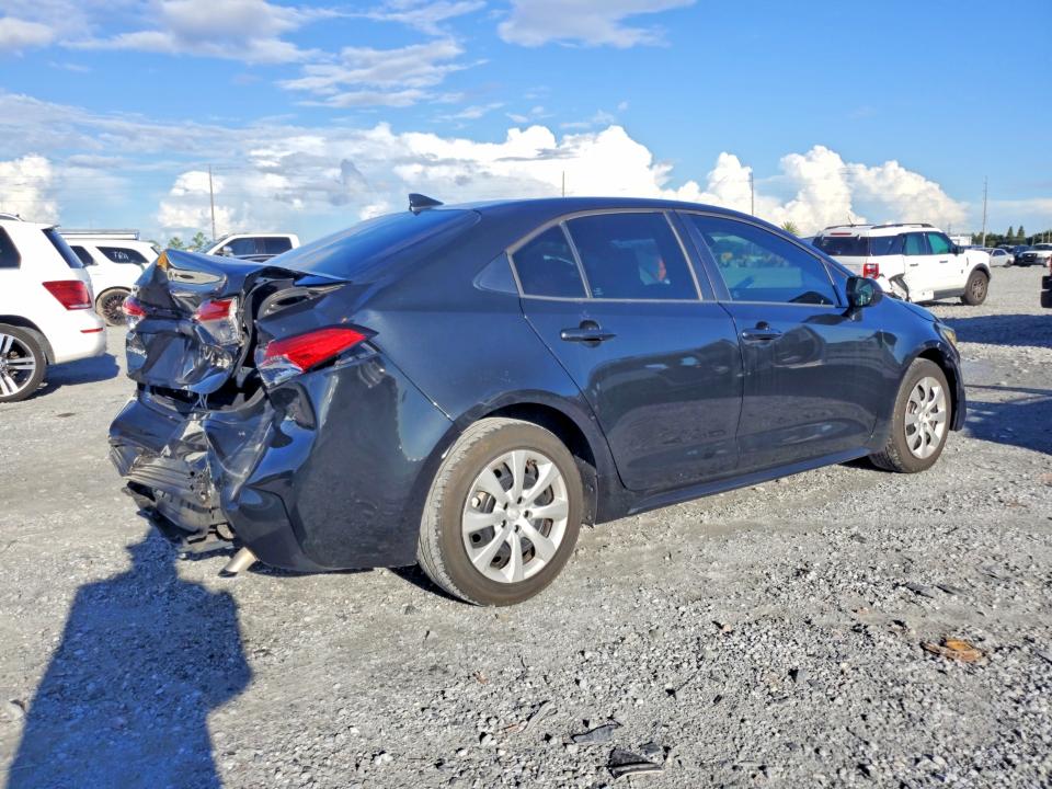 67782686 :رقم المزاد ، 5YFEPRAE8LP096213 vin ، 2020 Toyota Corolla مزاد بيع