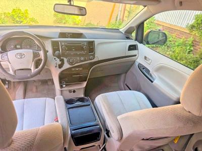 Aukcja sprzedaży 2011 Toyota Sienna, vin: 5TDKK3DC4BS171231, numer aukcji: 68405476