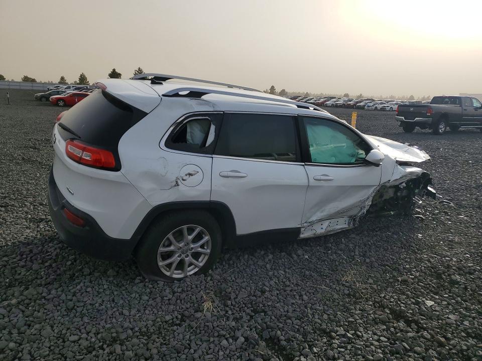 70256706 :رقم المزاد ، 1C4PJMCS3EW272756 vin ، 2014 Jeep Cherokee مزاد بيع