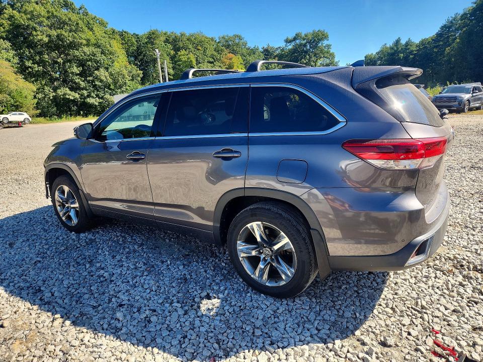 Продажа на аукционе авто 2018 Toyota Highlander, vin: 5TDDZRFH4JS843965, номер лота: 68138096