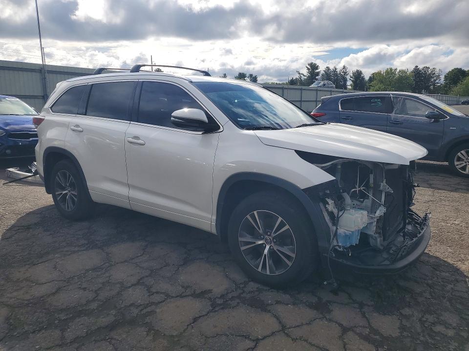 68586166 :رقم المزاد ، 5TDJKRFH0GS353295 vin ، 2016 Toyota Highlander مزاد بيع