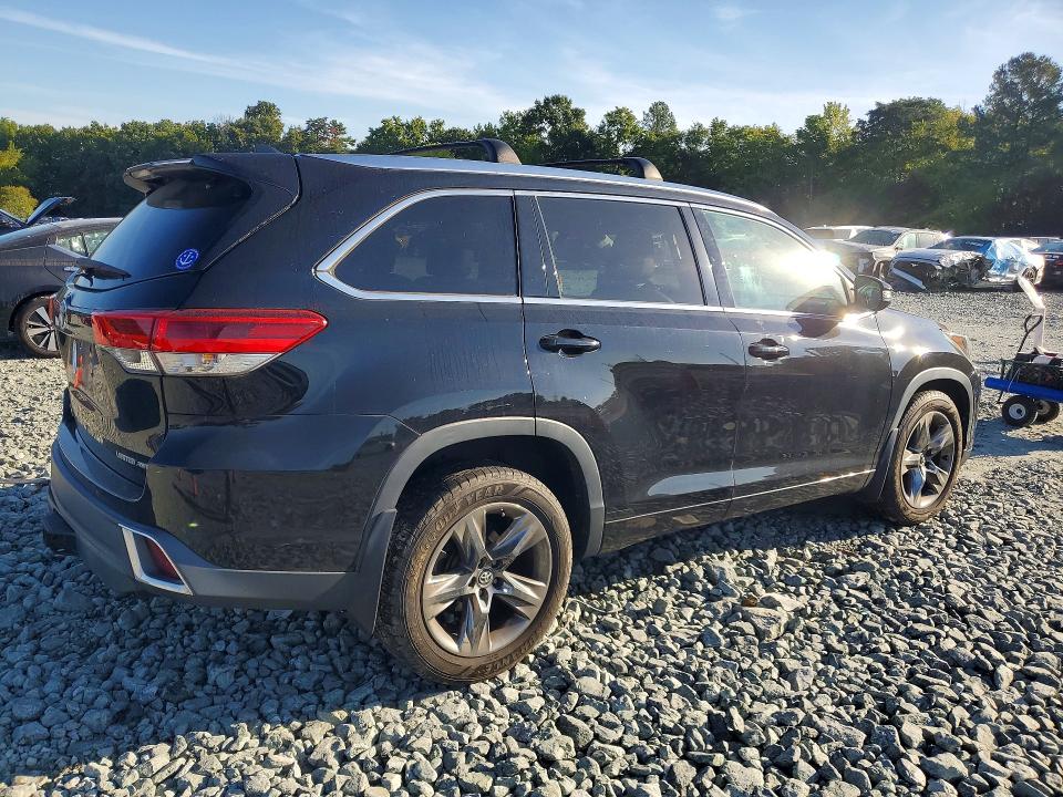 Продаж на аукціоні авто 2017 Toyota Highlander, vin: 5TDDZRFH0HS358183, номер лоту: 68462136