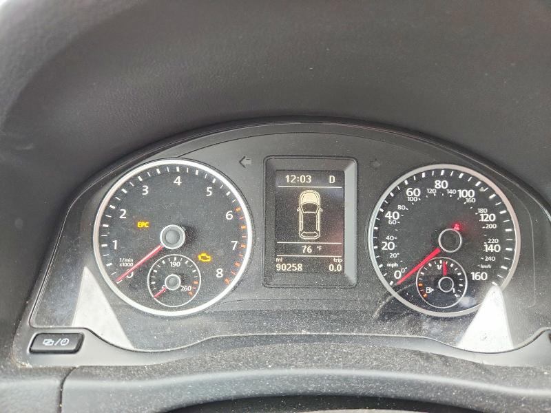 68133686 :رقم المزاد ، WVGAV7AX8HK005968 vin ، 2017 Volkswagen Tiguan مزاد بيع