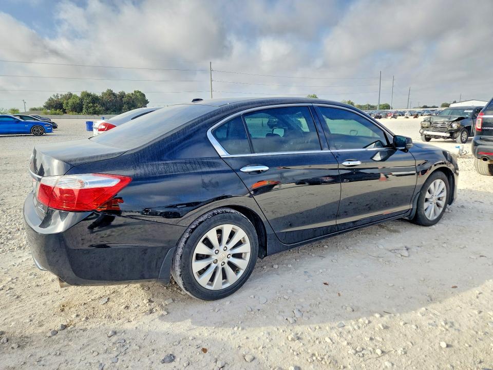 Продаж на аукціоні авто 2013 Honda Accord, vin: 1HGCR3F93DA028046        , номер лоту: 68947286