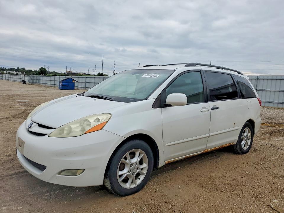 2006 Toyota Sienna მანქანა იყიდება აუქციონზე, vin: 5TDZA22C66S414476, აუქციონის ნომერი: 70146906