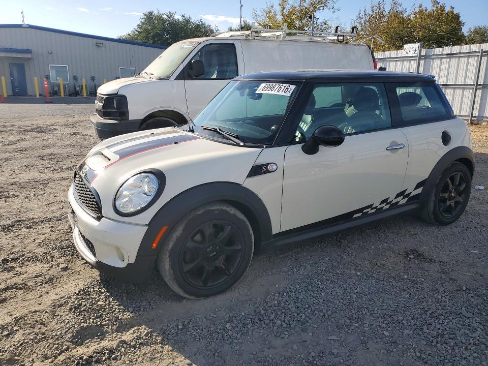 Aukcja sprzedaży 2009 Mini Cooper, vin: WMWMF73509TW82631, numer aukcji: 69987616