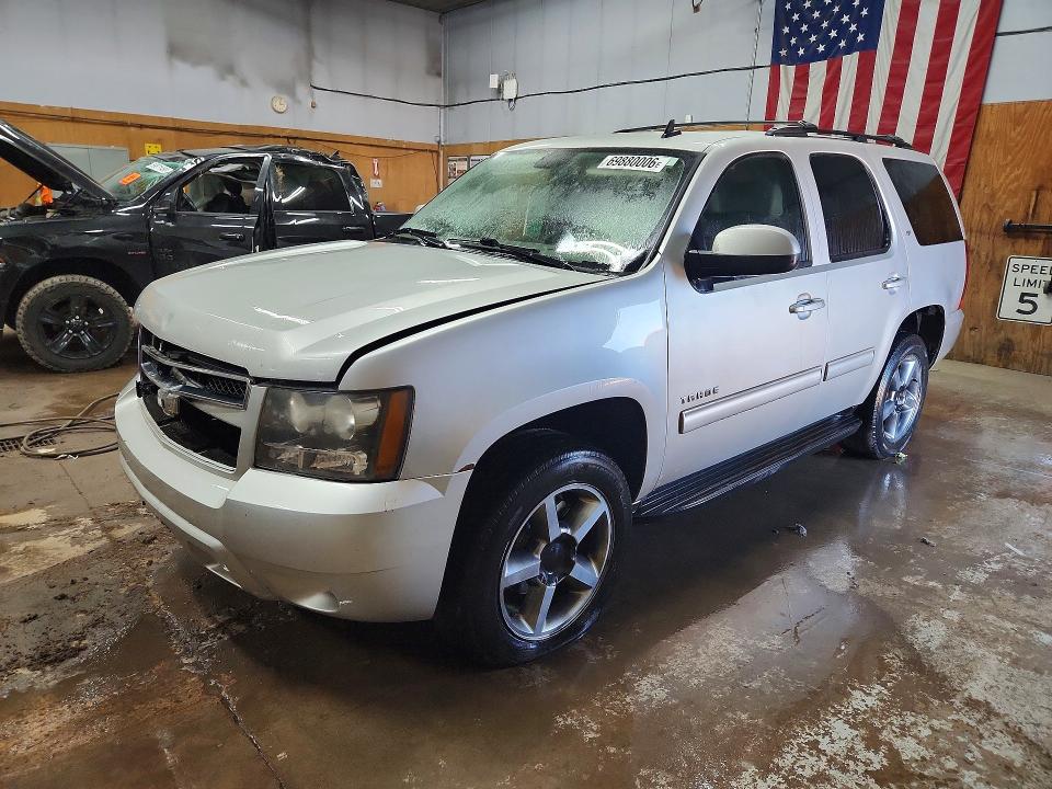 Продаж на аукціоні авто 2011 Chevrolet Tahoe, vin: 1GNSKBE03BR214462, номер лоту: 69880006