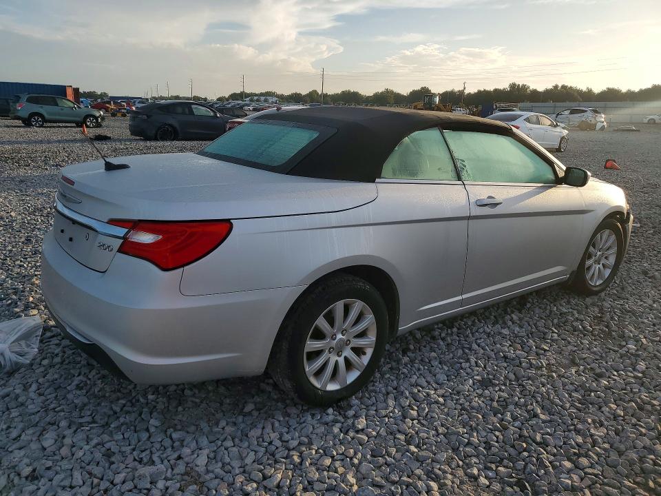 Продажа на аукционе авто 2012 Chrysler 200, vin: 1C3BCBEB3CN233288, номер лота: 68959316