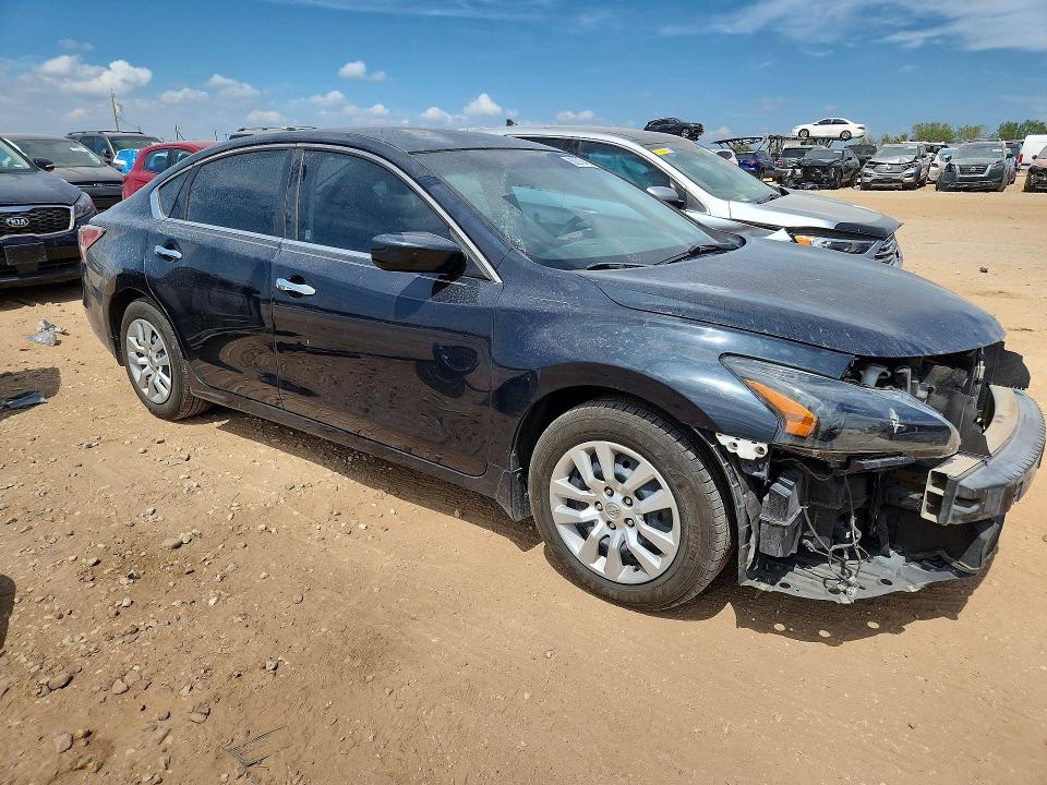 2015 Nissan Altima მანქანა იყიდება აუქციონზე, vin: 1N4AL3APXFN334014, აუქციონის ნომერი: 69215496