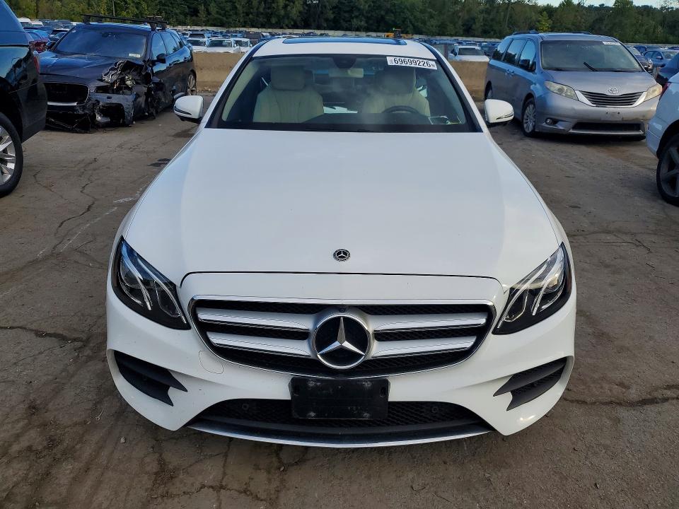 Продаж на аукціоні авто 2019 Mercedes-benz E, vin: WDDZF4KB7KA672362, номер лоту: 69699226