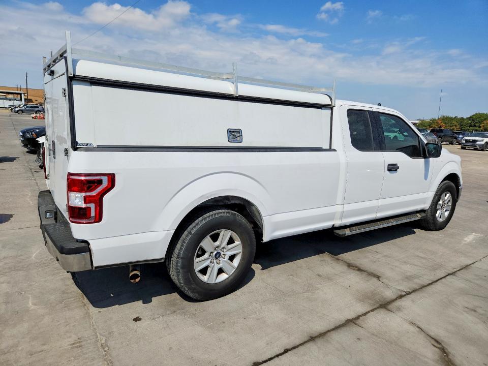 67688686 :رقم المزاد ، 1FTFX1C47LKD35582 vin ، 2020 Ford F150 مزاد بيع