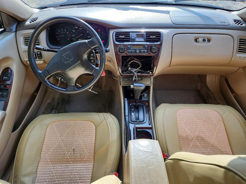 Продажа на аукционе авто 1998 Honda Accord, vin: 1HGCG2256WA018455, номер лота: 67824406