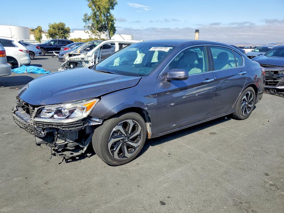 Auction sale of the 2017 Honda Accord, vin: 1HGCR2F87HA206273, lot number: 69815976