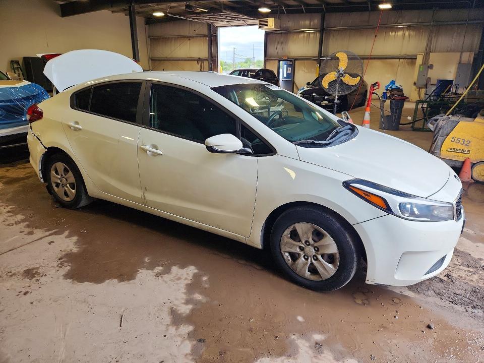 Продажа на аукционе авто 2017 Kia Forte, vin: 3KPFK4A72HE095509, номер лота: 69681946