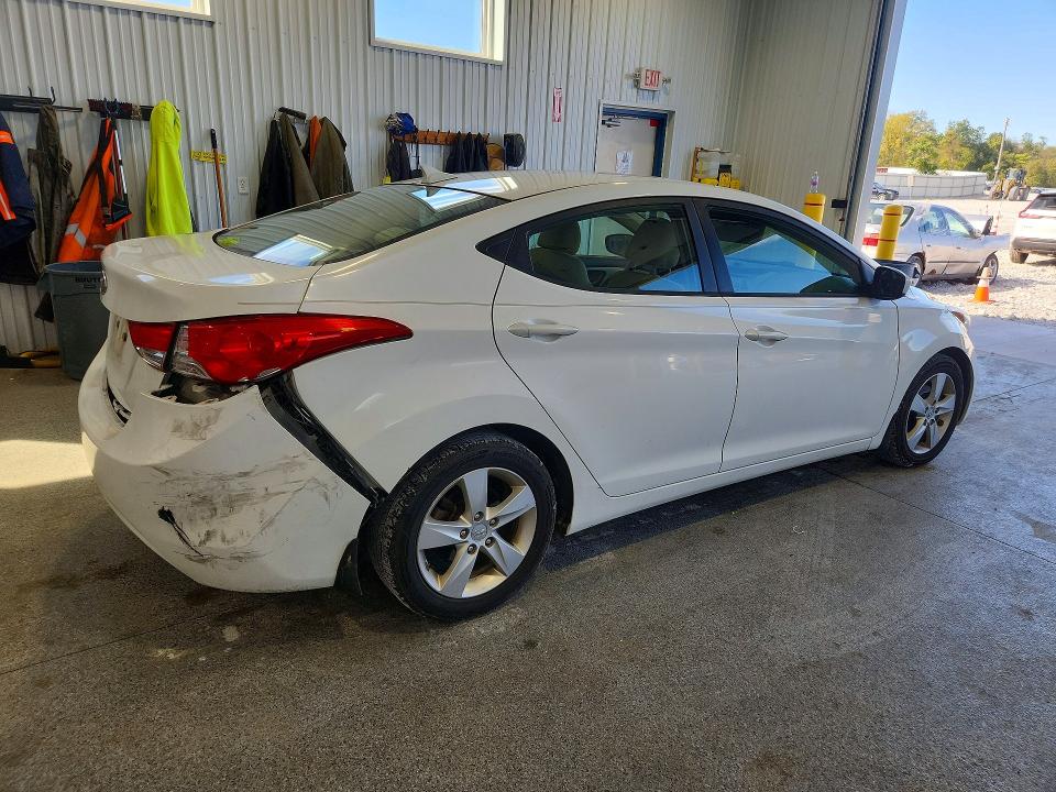Aukcja sprzedaży 2013 Hyundai Elantra, vin: 5NPDH4AE1DH247922, numer aukcji: 70448016